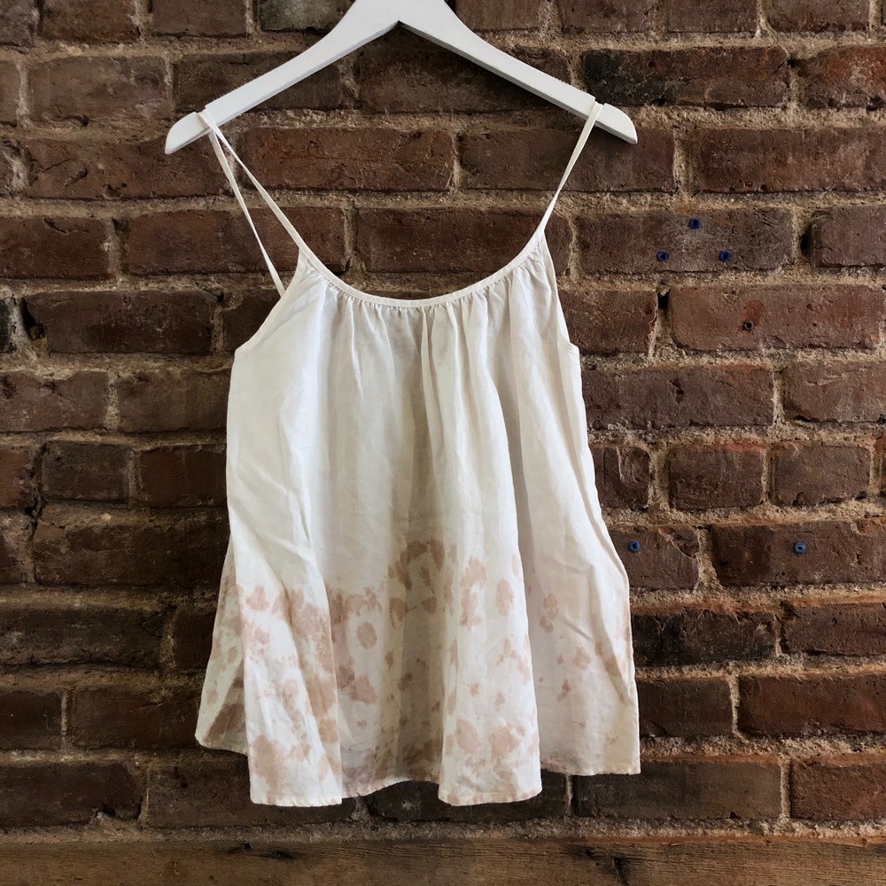 Pinks and white tie dye blouse : LACAUSA